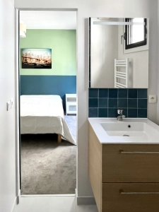Salle d'eau2&Chambre2